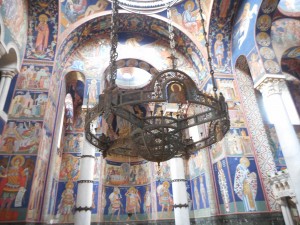 Lestenec v cerkvi na Oplencu