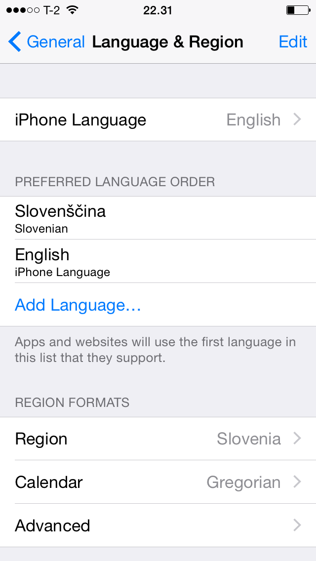 Naučimo aplikacijo slovenščine.