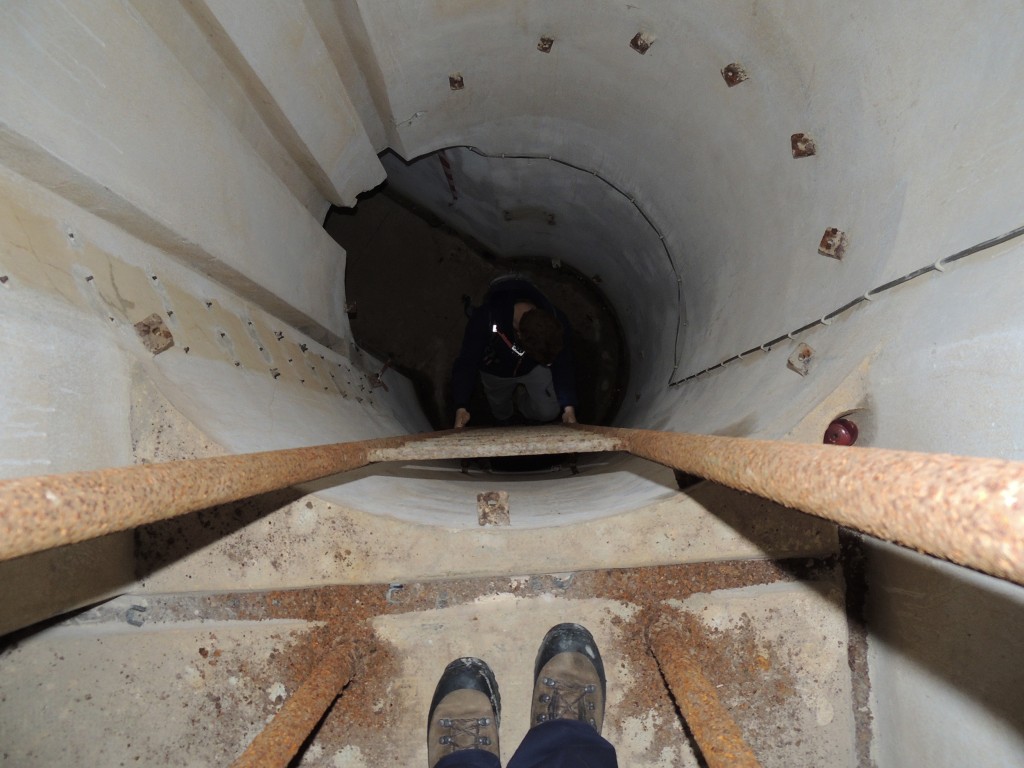 Lestev v več nivojski utrdbi