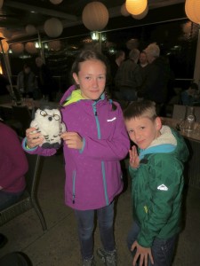 3-Zala in Jost s sovo Doctor Owl