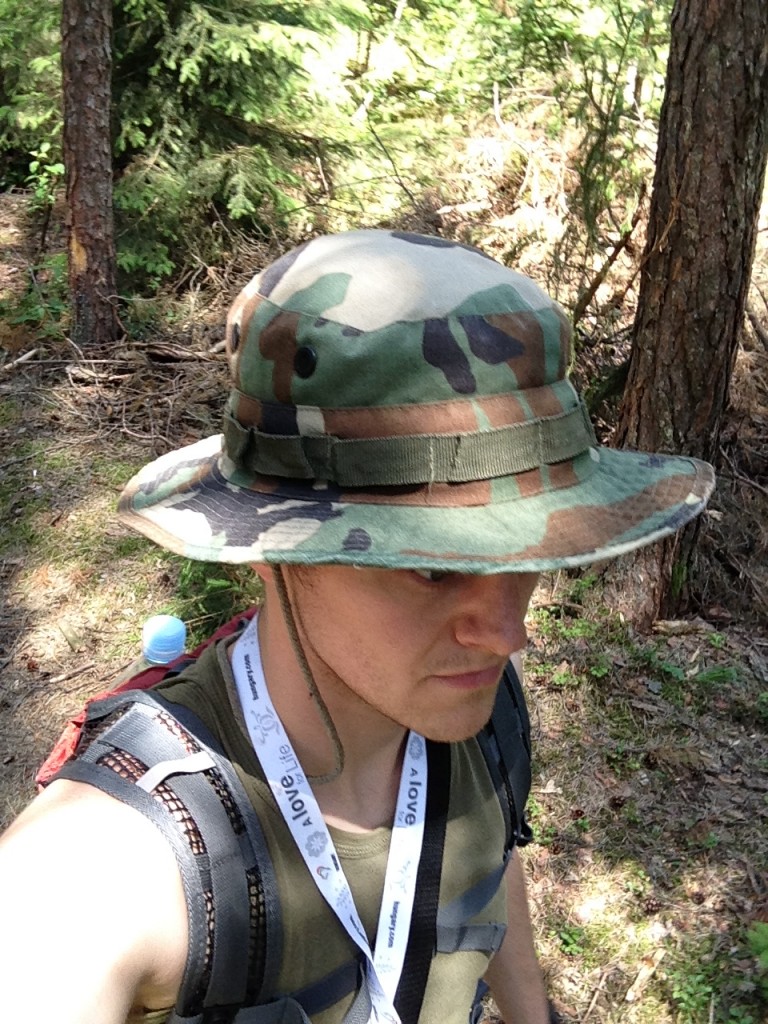 v popolni opremi ...