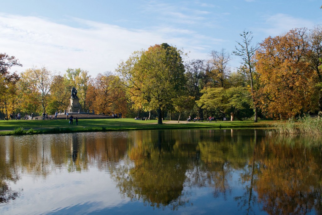 Vondelpark: Amsterdam niso samo kanali.