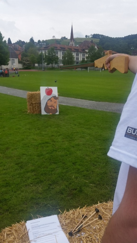 Igre - “ali meriš tako dobro kot Viljem Tell?”