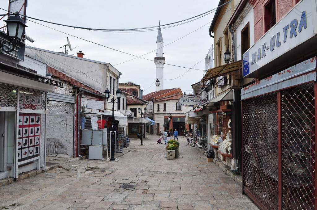 Skopski stari bazar se prebuja.